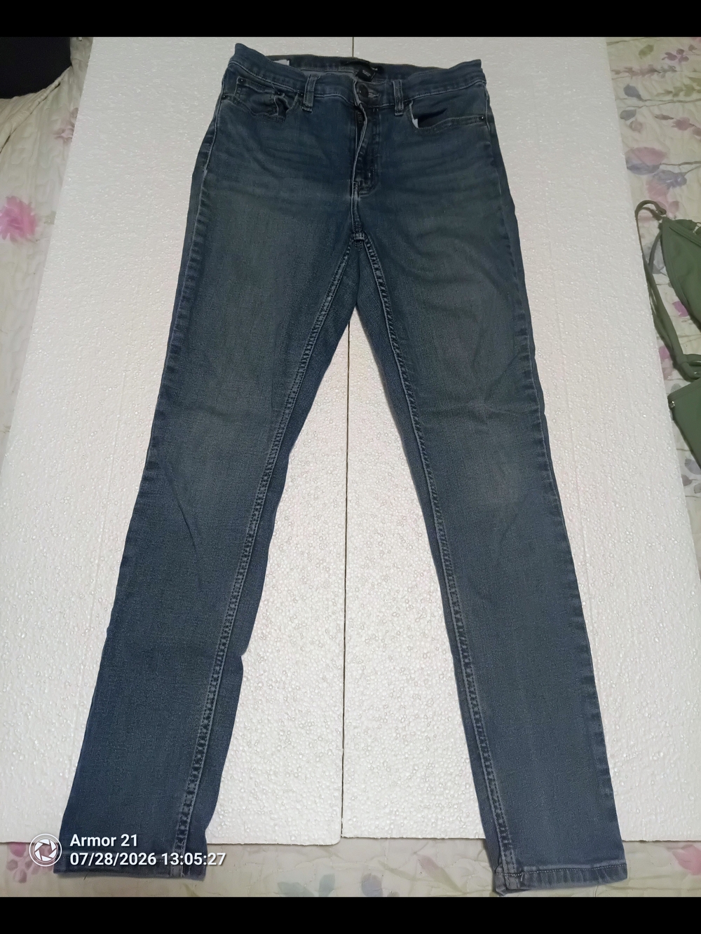 Calvin Klein Women's Skinny Jeans in Dark Blue